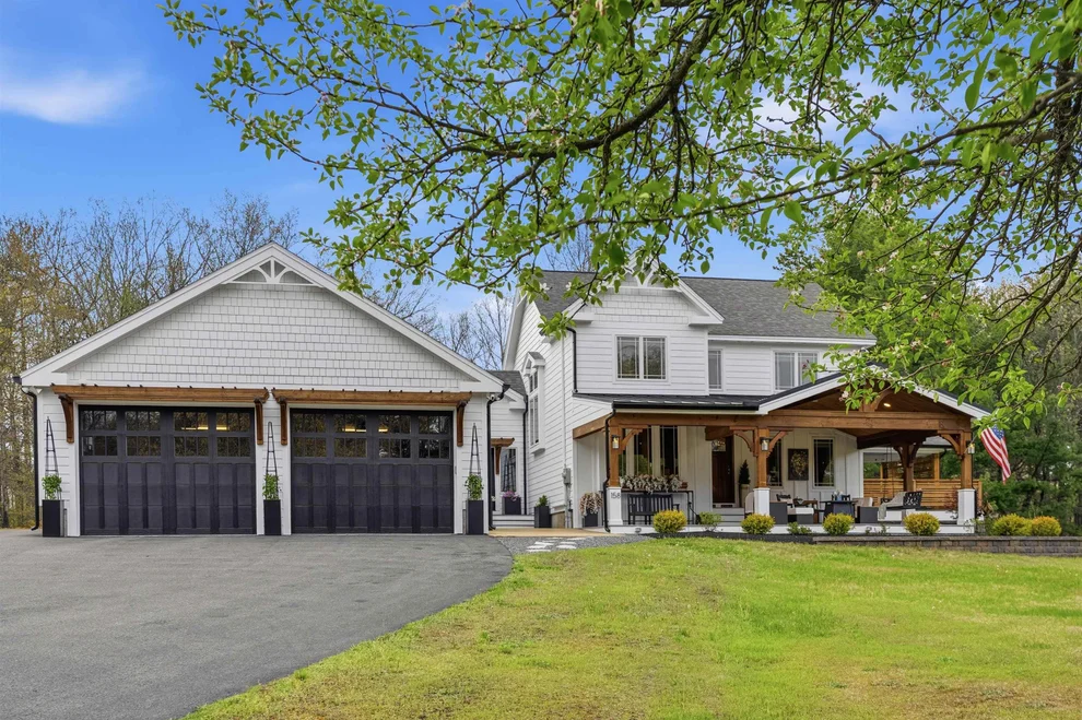 Unit for sale at 158 Pinecrest, Litchfield, NH 03052