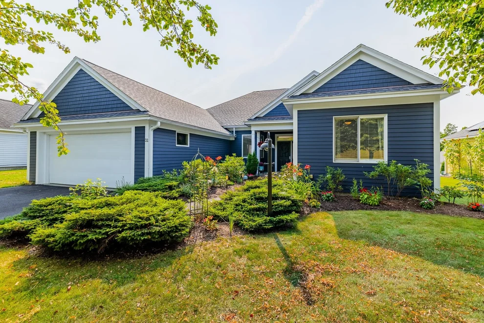 Unit for sale at 32 Fountain, Lebanon, NH 03784