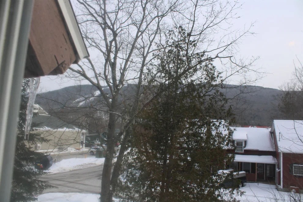 Unit for sale at 13 Maple, Lincoln, NH 03251