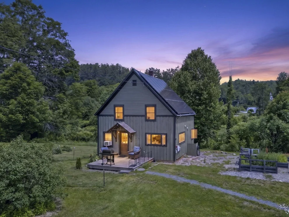 Unit for sale at 17 Grange Hall, Acworth, NH 03607