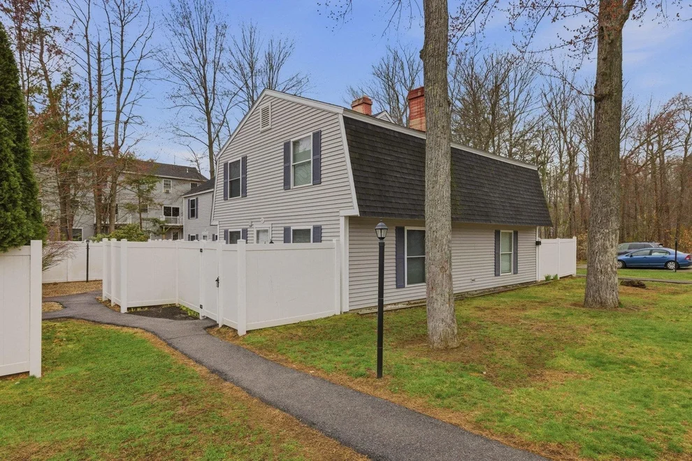 Unit for sale at 4 Hemlock, Dover, NH 03820