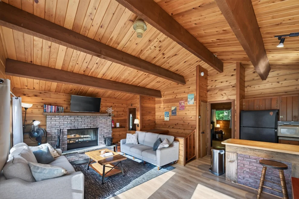 Unit for sale at 67 Heritage, Dover, VT 05356