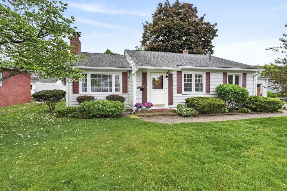 Unit for sale at 12 Burnett, Nashua, NH 03060