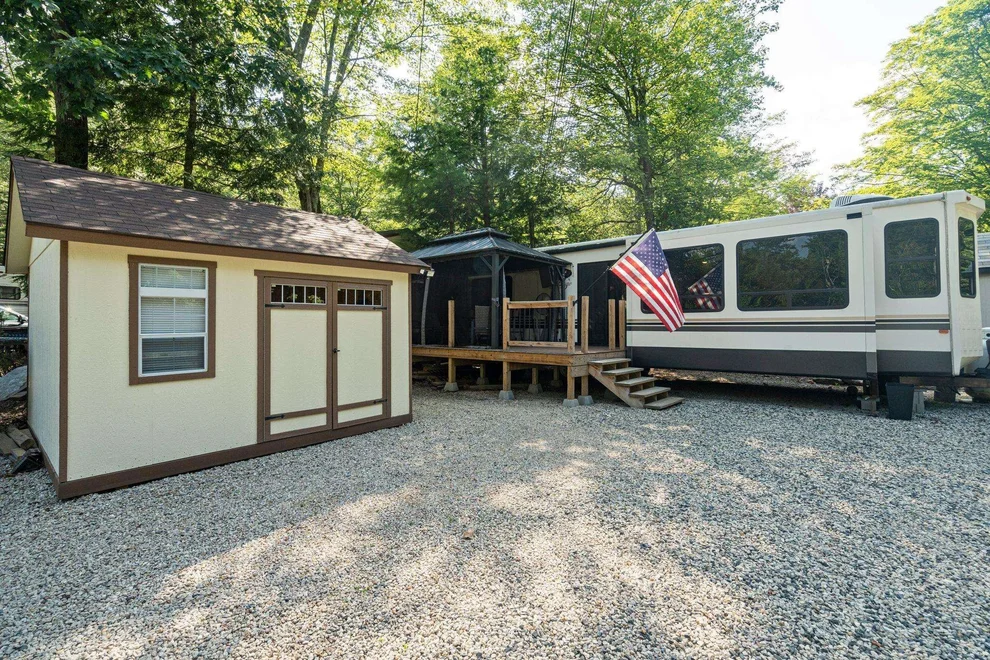 Unit for sale at 184 Pocahontas, Rochester, NH 03839