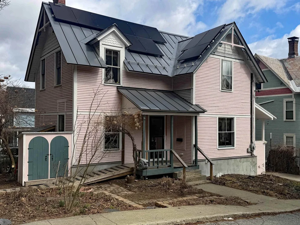 Unit for sale at 81 Chapin, Brattleboro, VT 05301