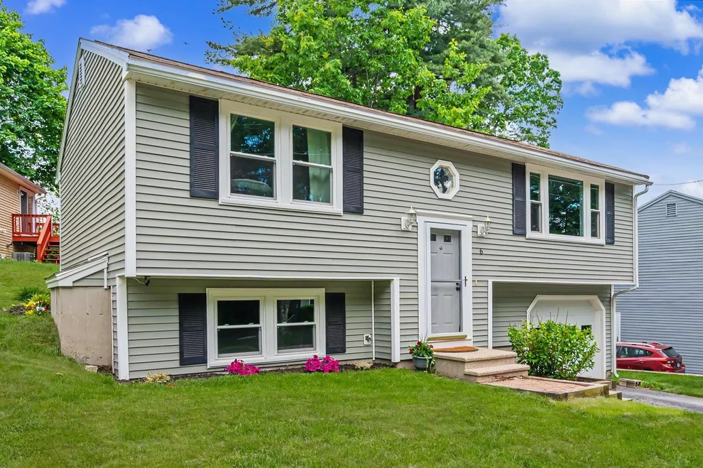 Unit for sale at 6 Killian, Nashua, NH 03062