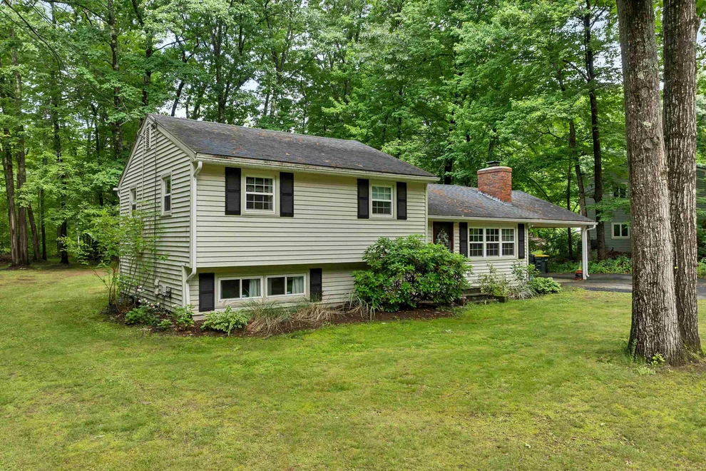 Unit for sale at 64 Woodvale, Laconia, NH 03246