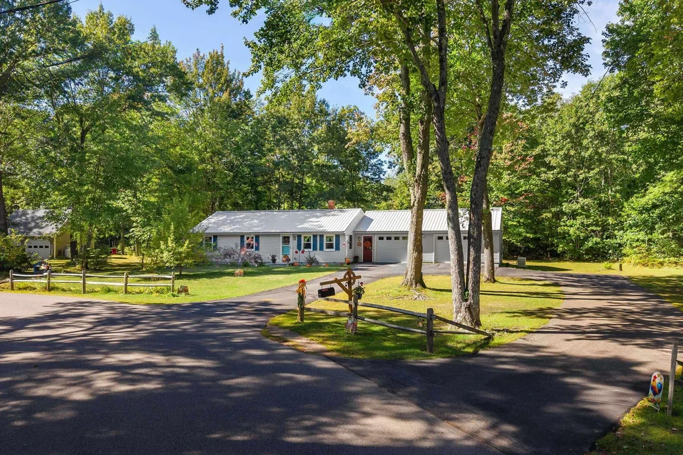 Unit for sale at 161 Glenwood, Wells, ME 04090