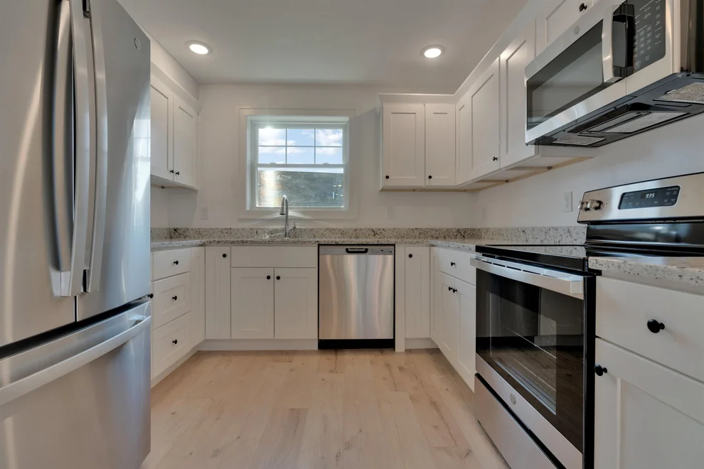 Unit for sale at 4 Cape Coral, Rochester, NH 03867