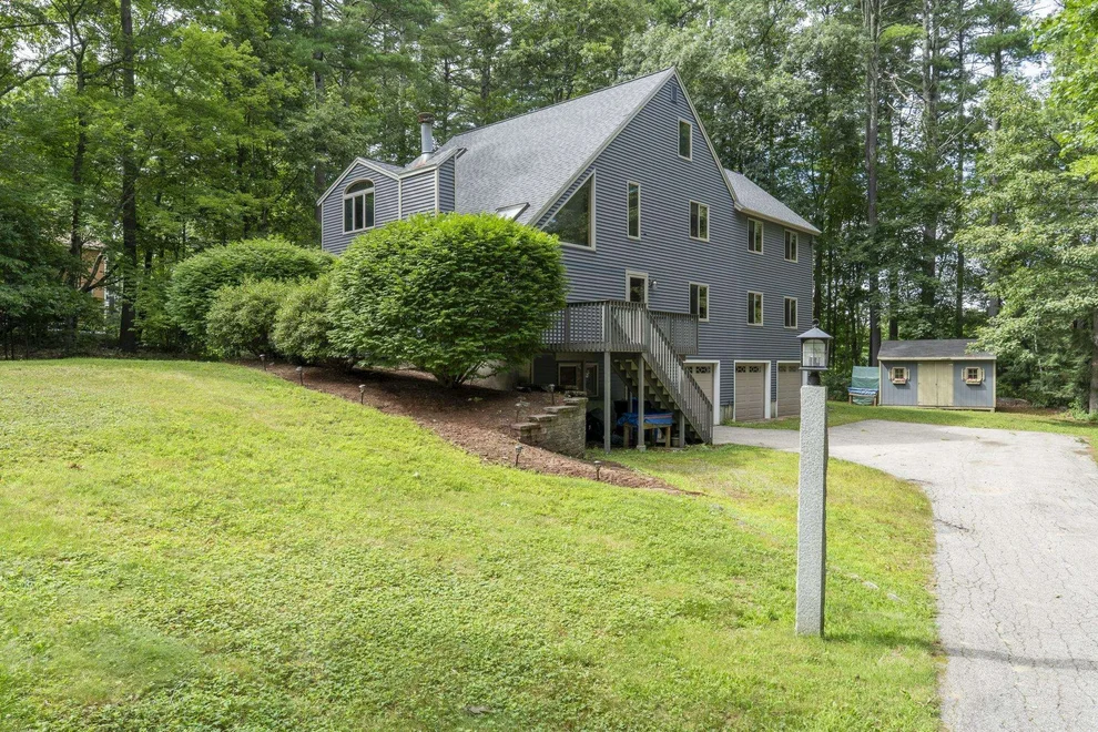 Unit for sale at 8 Seasons, Londonderry, NH 03053