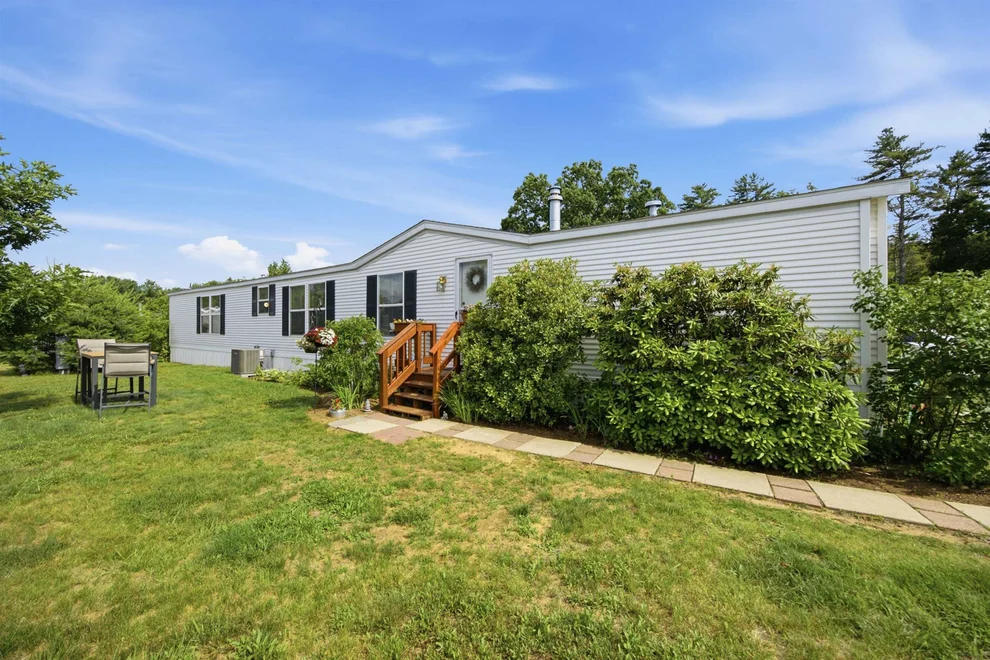 Unit for sale at 37 Circle, Belmont, NH 03220