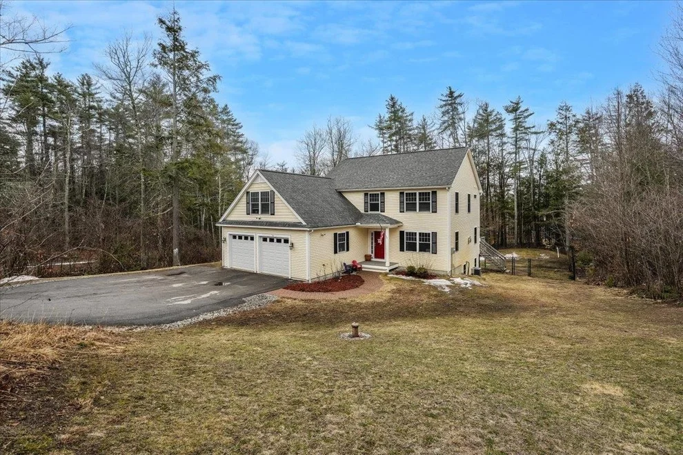 Unit for sale at 36 Dow, Mont Vernon, NH 03057