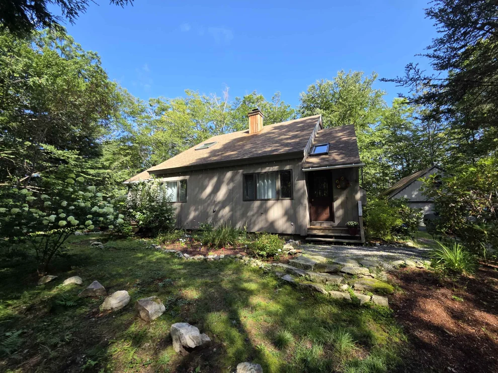 Unit for sale at 6 Sugar Hill, Grantham, NH 03753