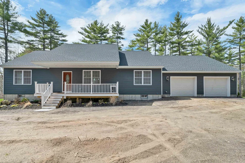 Unit for sale at 54 Granite, Effingham, NH 03882