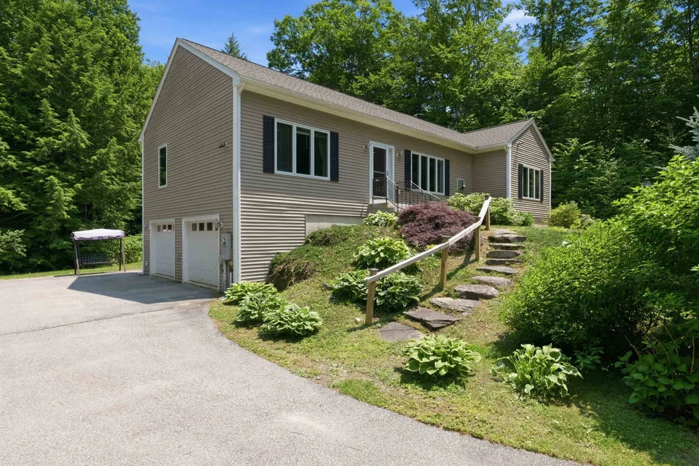 Unit for sale at 769 Dana Hill, New Hampton, NH 03256