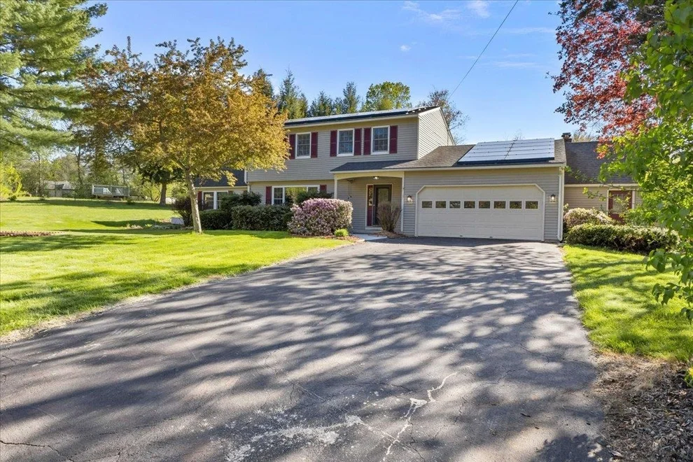 Unit for sale at 67 Pinecrest, Williston, VT 05495
