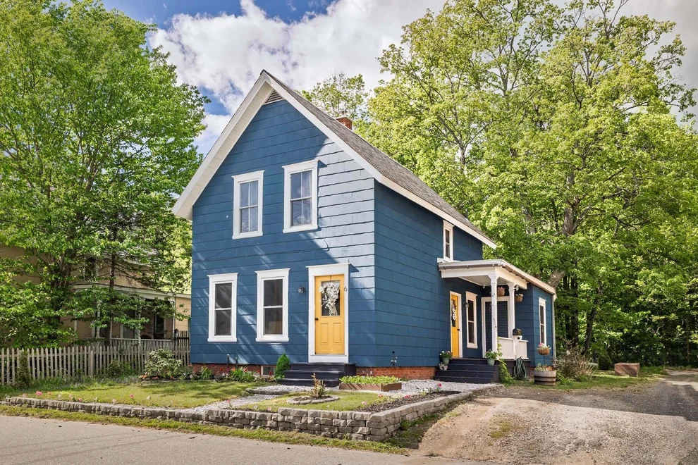 Unit for sale at 6 Weston, Randolph, VT 05060