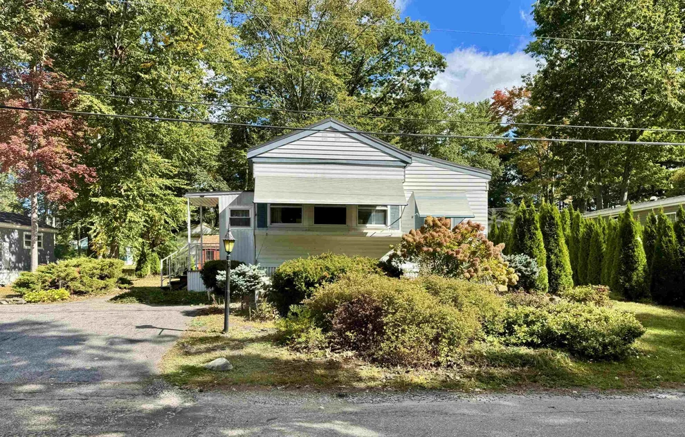 Unit for sale at 303 Friar Tuck, Exeter, NH 03833