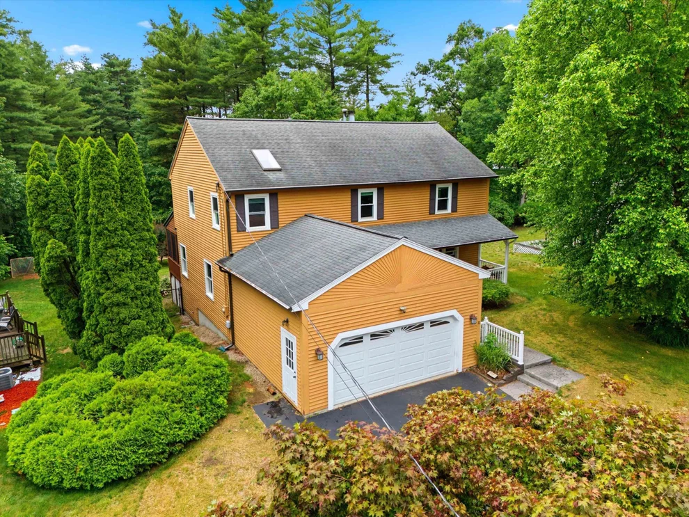 Unit for sale at 11 Hammar, Nashua, NH 03062