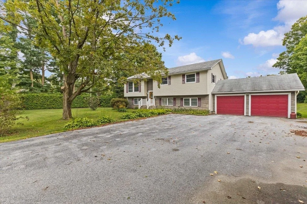 Unit for sale at 1085 Lamkin, Highgate, VT 05459