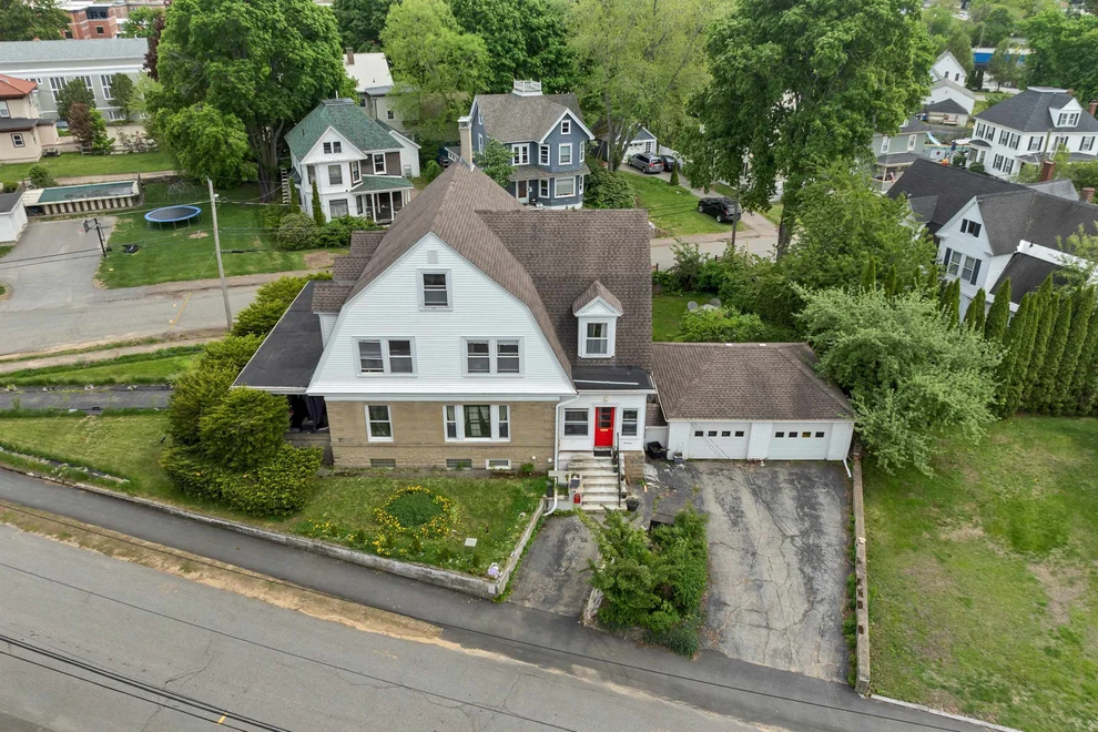 Unit for sale at 14 Whipple, Laconia, NH 03246