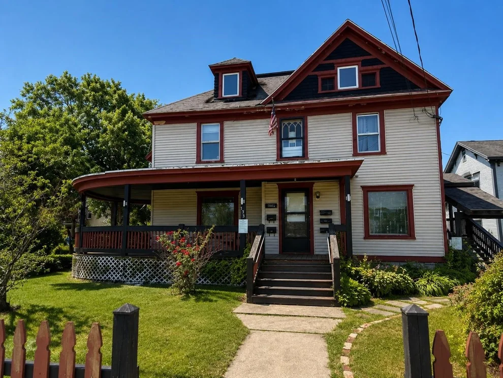 Unit for sale at 133 Grove, Rutland City, VT 05701
