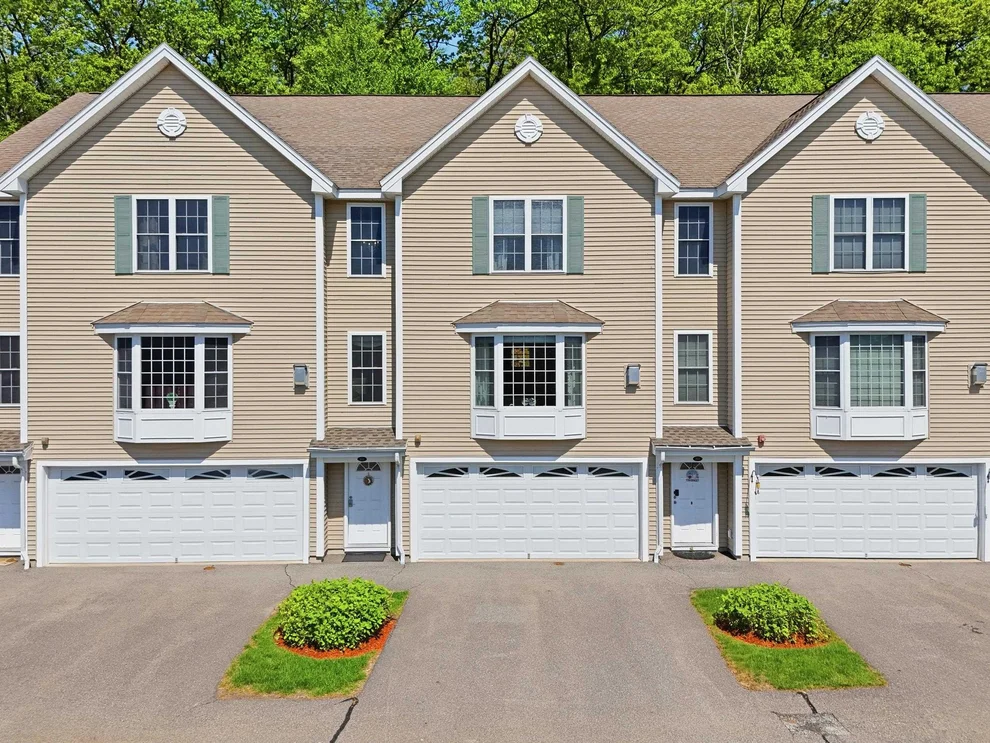 Unit for sale at 6 Aster, Hudson, NH 03051
