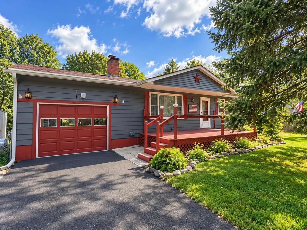 Unit for sale at 24 Sunset, Essex, VT 05452