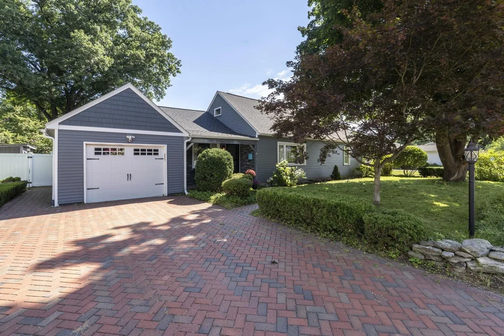 Unit for sale at 97 Atherton, Nashua, NH 03064