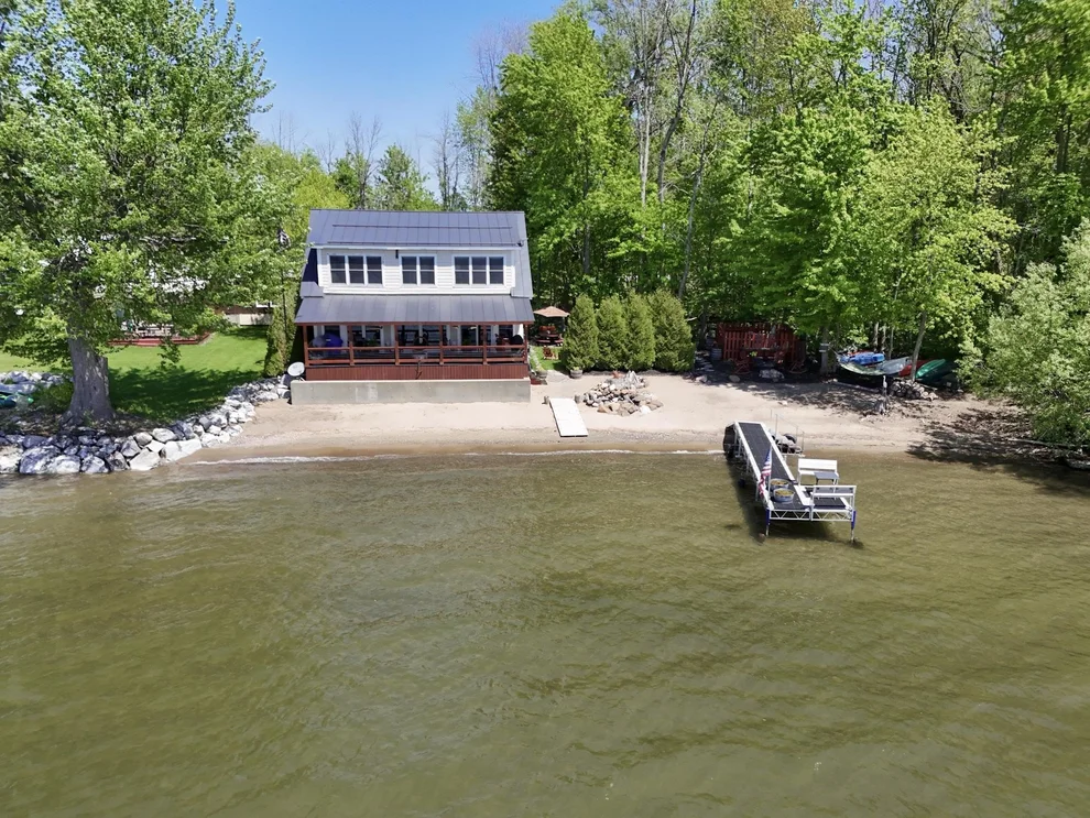 Unit for sale at 635 Firehouse, Alburgh, VT 05440