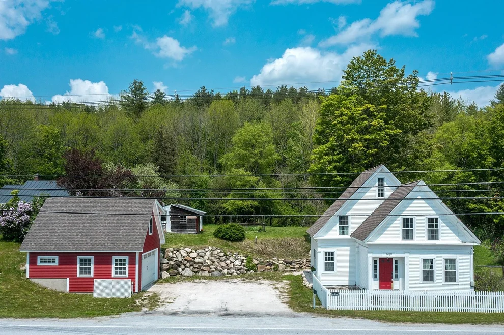 Unit for sale at 7429 US Route 4, Bridgewater, VT 05034