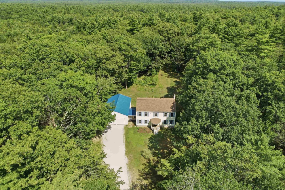 Unit for sale at 81 Stevens Hill, Nottingham, NH 03290