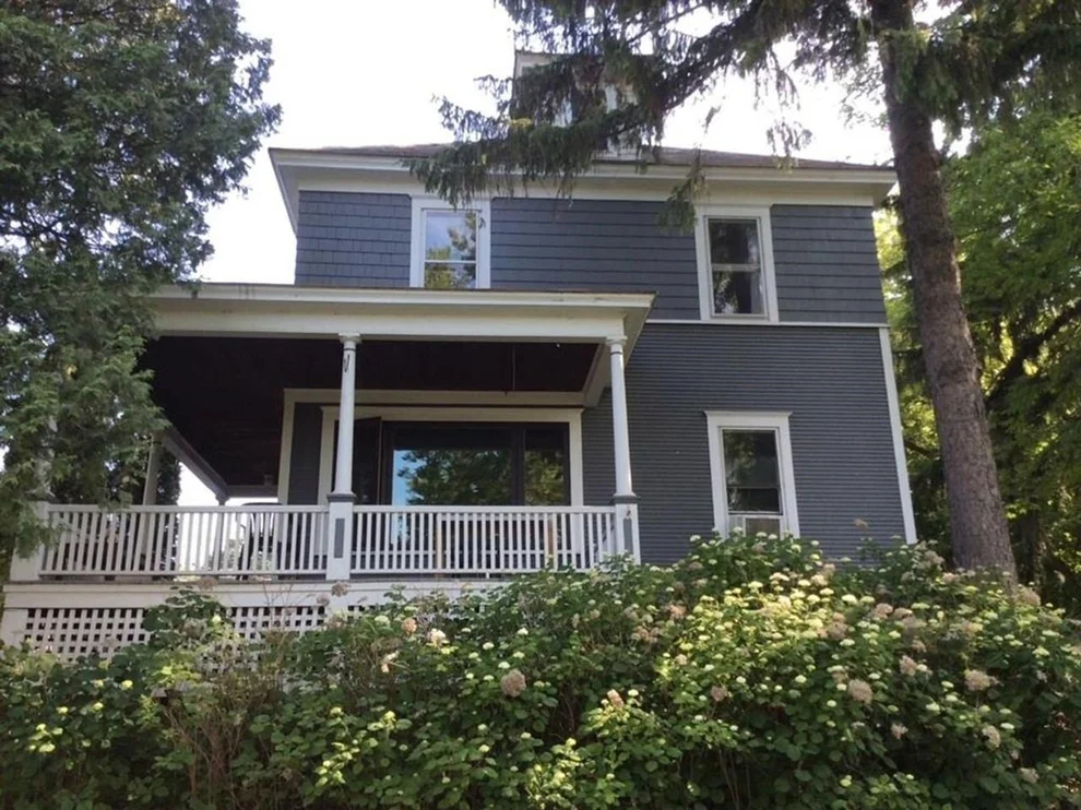Unit for sale at 460-462 Colchester, Burlington, VT 05401