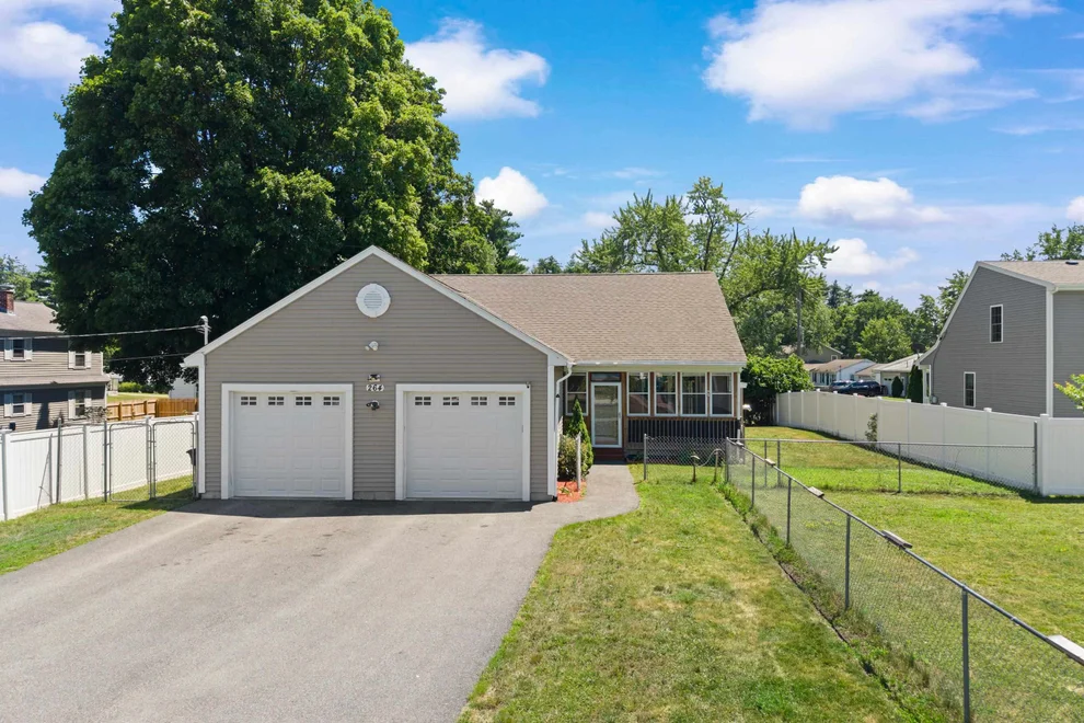 Unit for sale at 264 Broad, Nashua, NH 03063