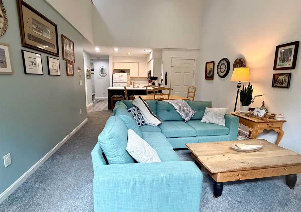 Unit for sale at 8 Deer Creek, Dover, VT 05356