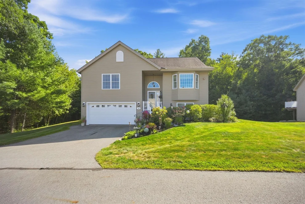 Unit for sale at 2 Juniper, Newton, NH 03858