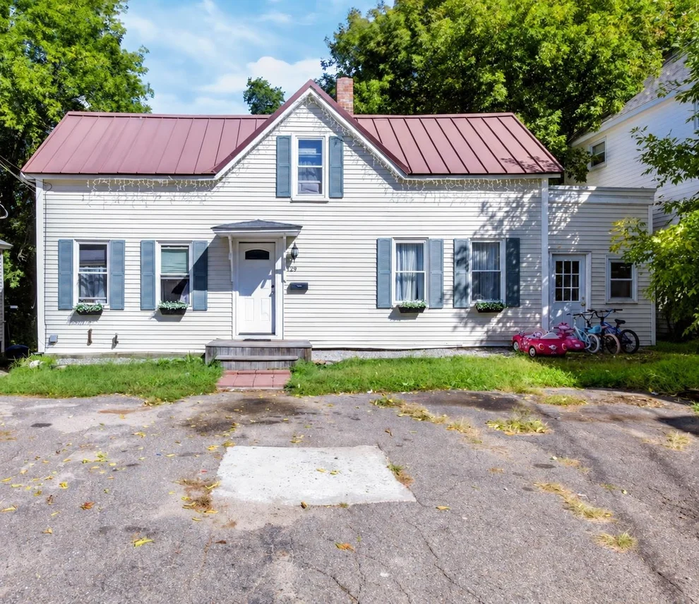 Unit for sale at 29 Ferry, Allenstown, NH 03275