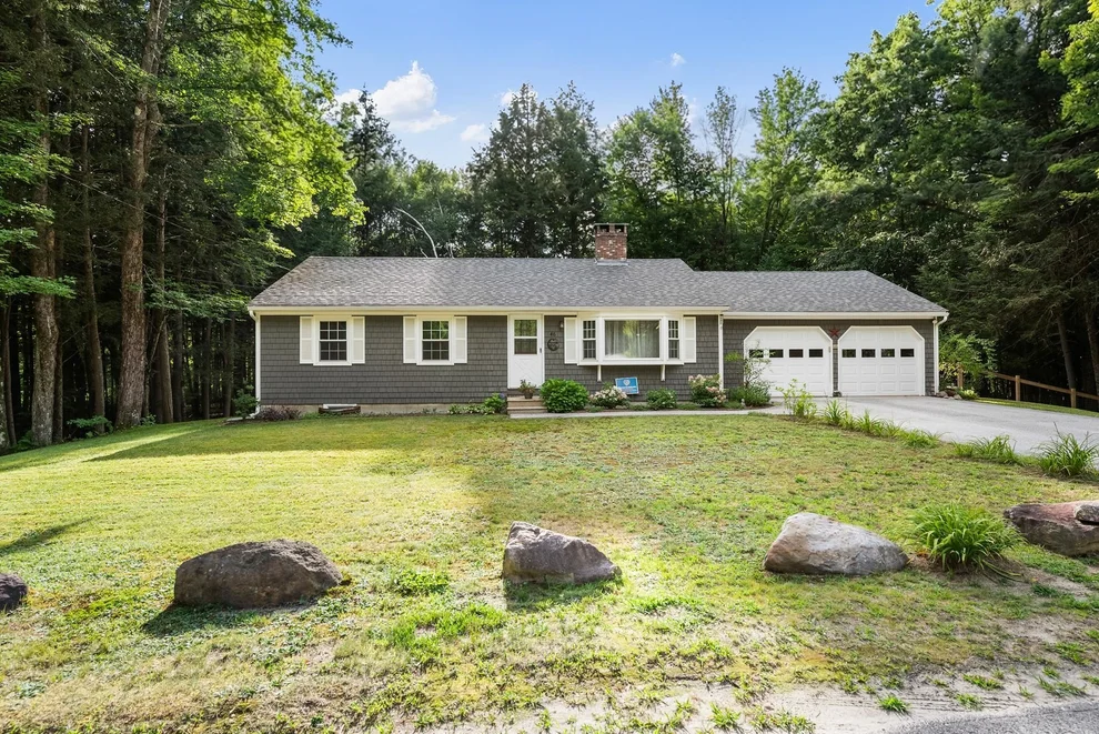 Unit for sale at 46 Lounsbury, Peterborough, NH 03458