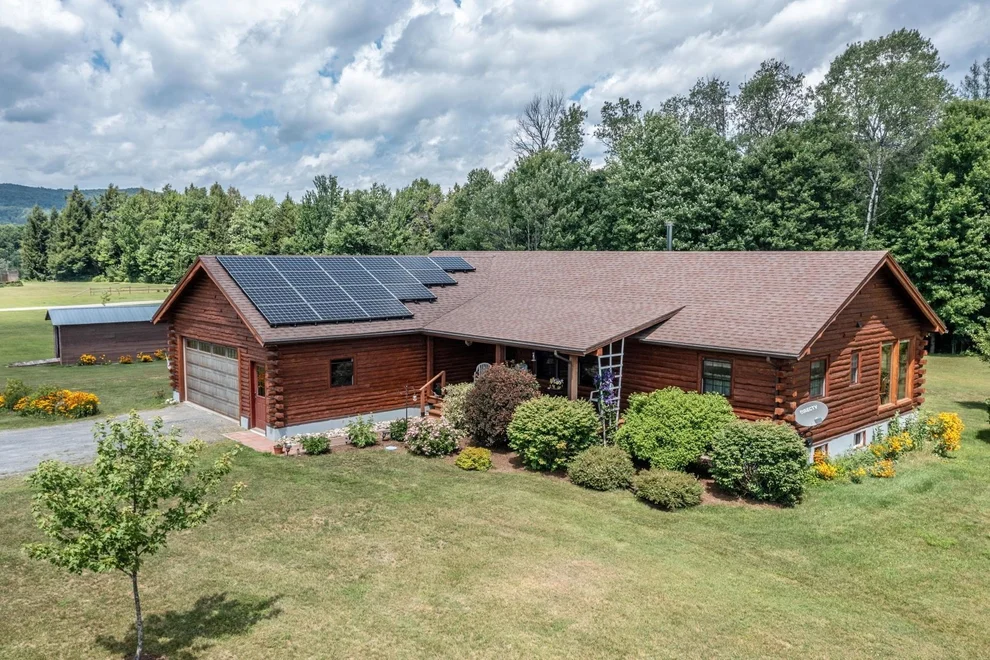 Unit for sale at 611 Whitcomb Island, Johnson, VT 05656