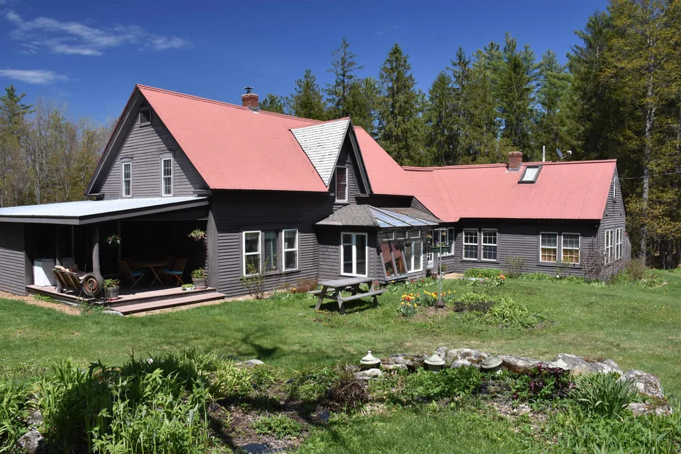 Unit for sale at 120 Darling, Marshfield, VT 05658