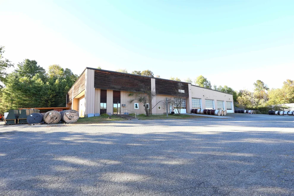 Unit for sale at 2677 Hartford, Hartford, VT 05001