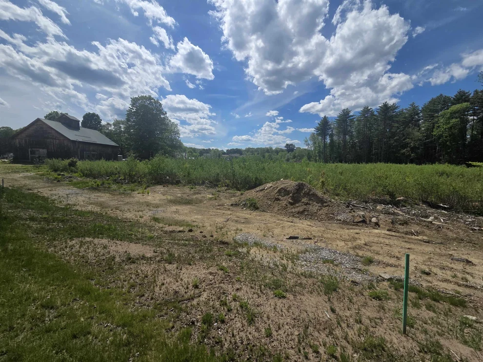 Unit for sale at 125 Sewalls Falls, Concord, NH 03303
