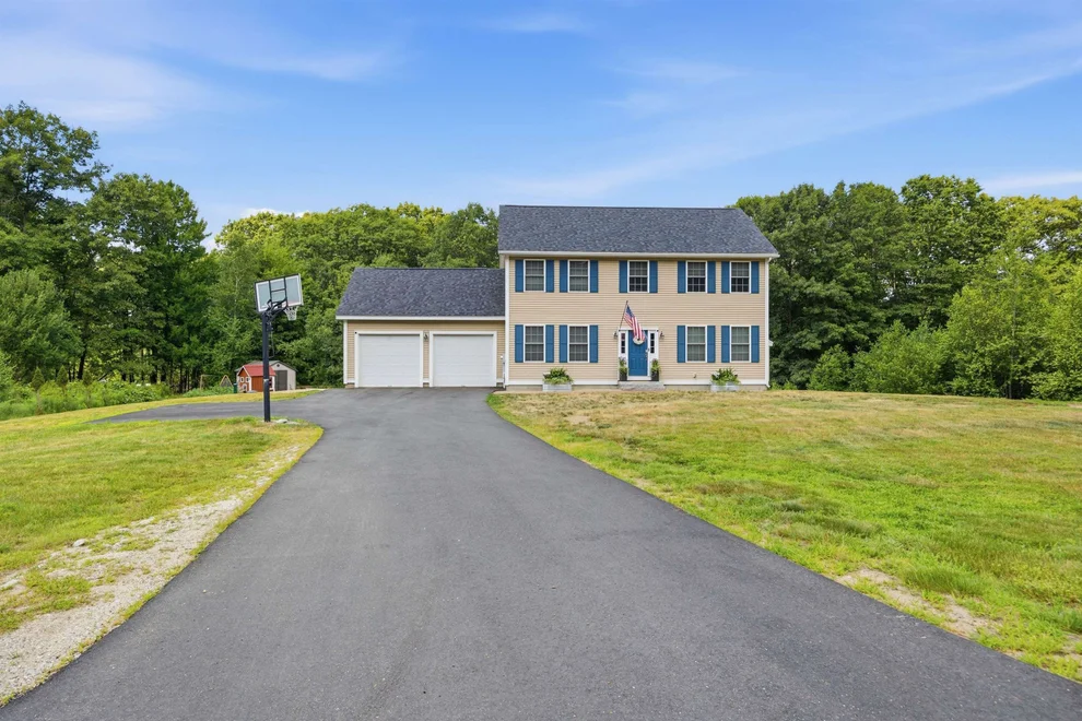 Unit for sale at 34 Dunbarton Center, Bow, NH 03304