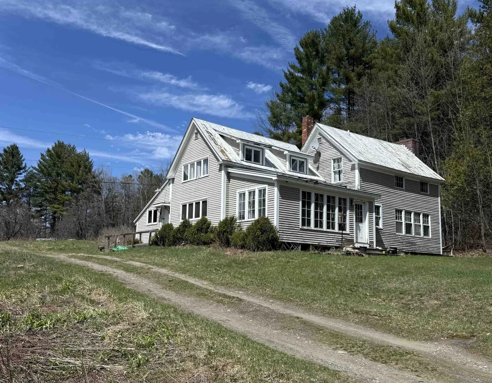 Unit for sale at 137 Foundry, Tunbridge, VT 05077