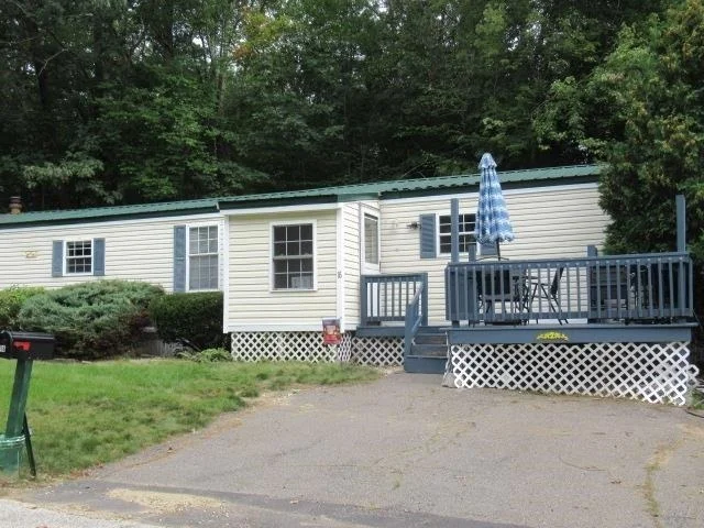 Unit for sale at 16 Fox Cross, Northwood, NH 03261