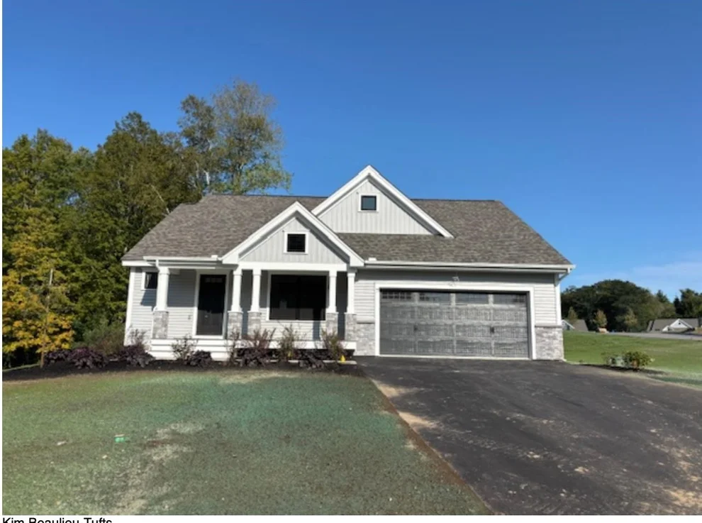 Unit for sale at 7 Edgewater, Brentwood, NH 03833
