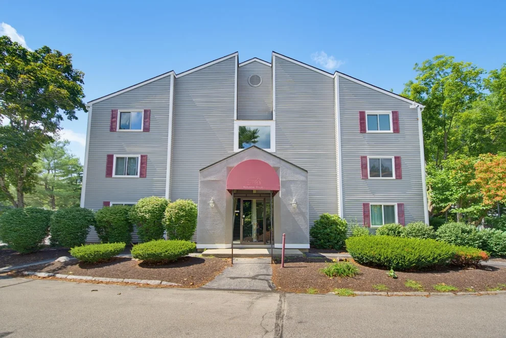 Unit for sale at 120 Fisherville, Concord, NH 03303