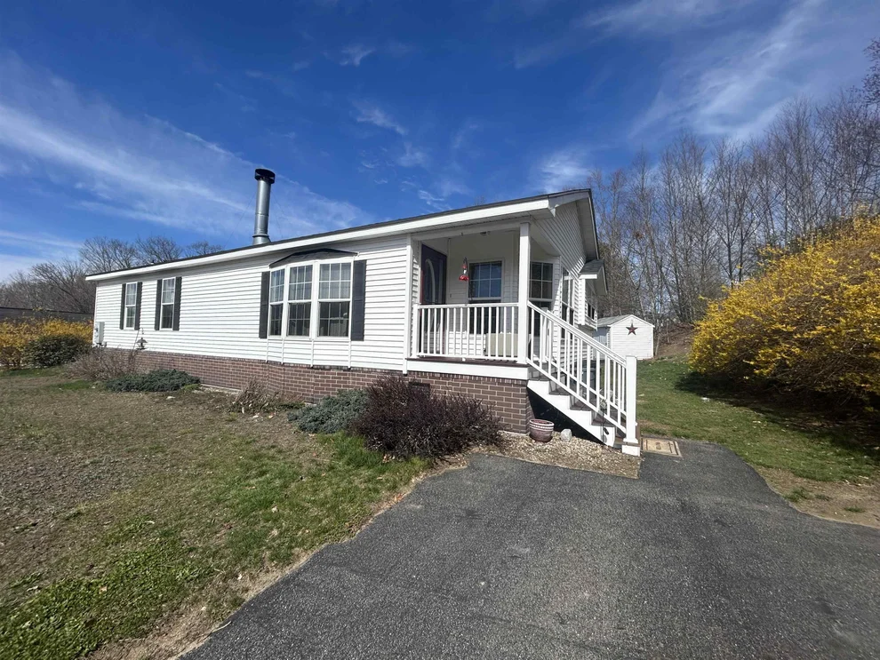Unit for sale at 18 Ivy, Farmington, NH 03835