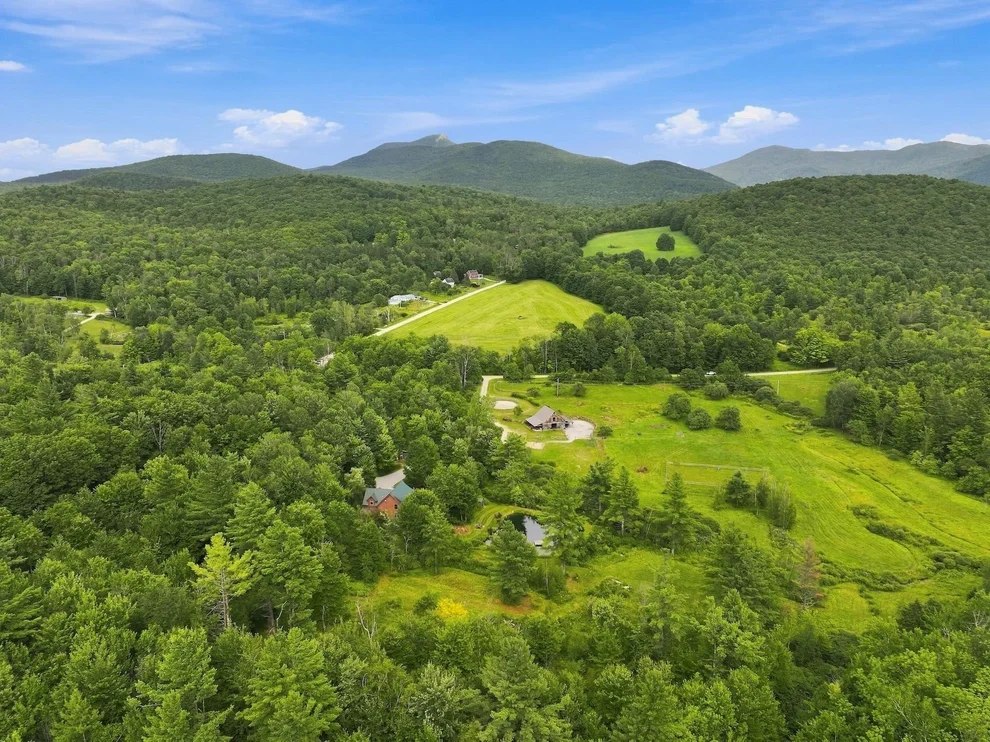Unit for sale at 830 Taft, Huntington, VT 05462