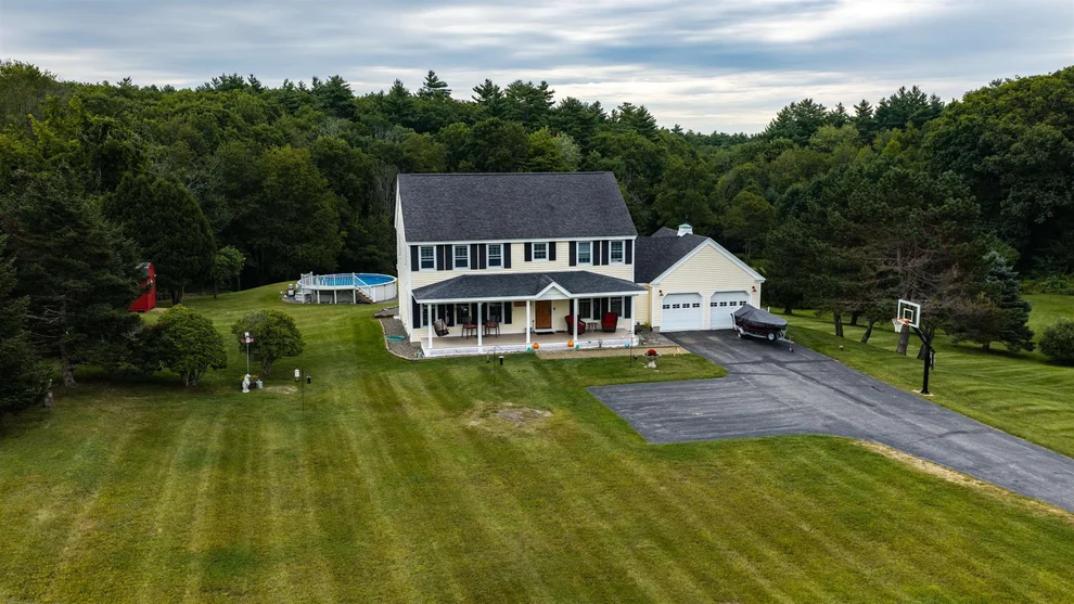 Unit for sale at 47 Nottingham, Raymond, NH 03077